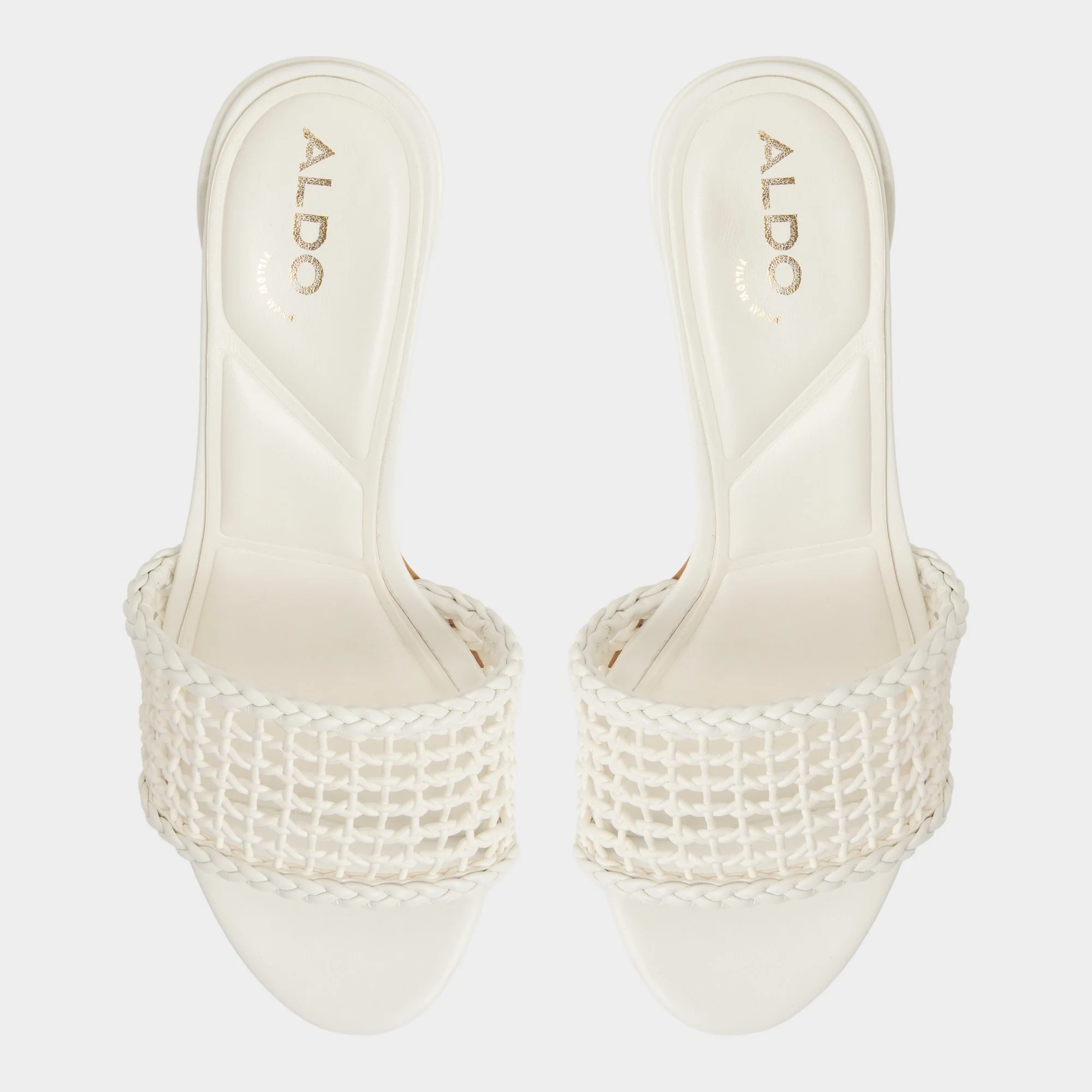 Beachdate - Image 6
