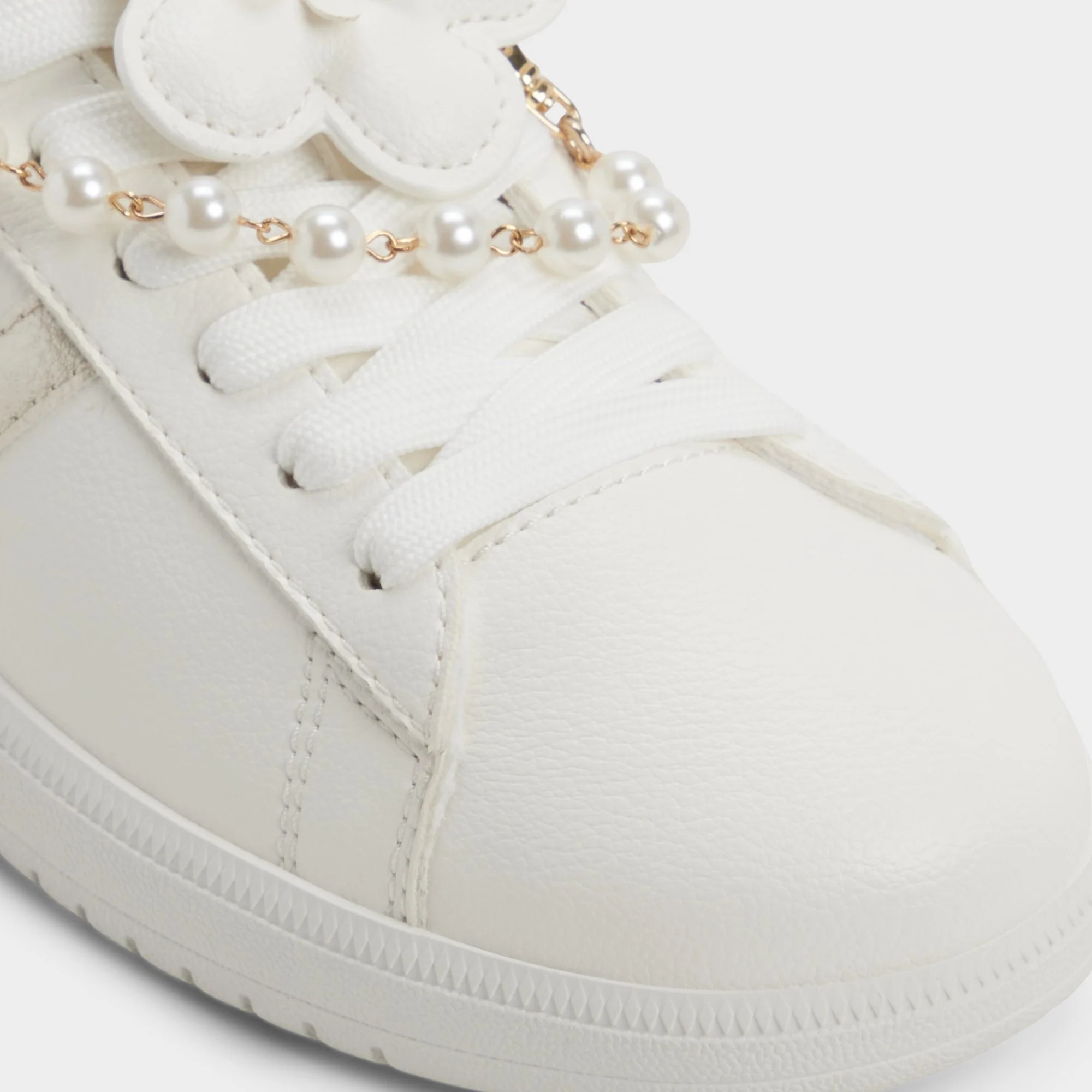 Chicsneaker2 - Image 7
