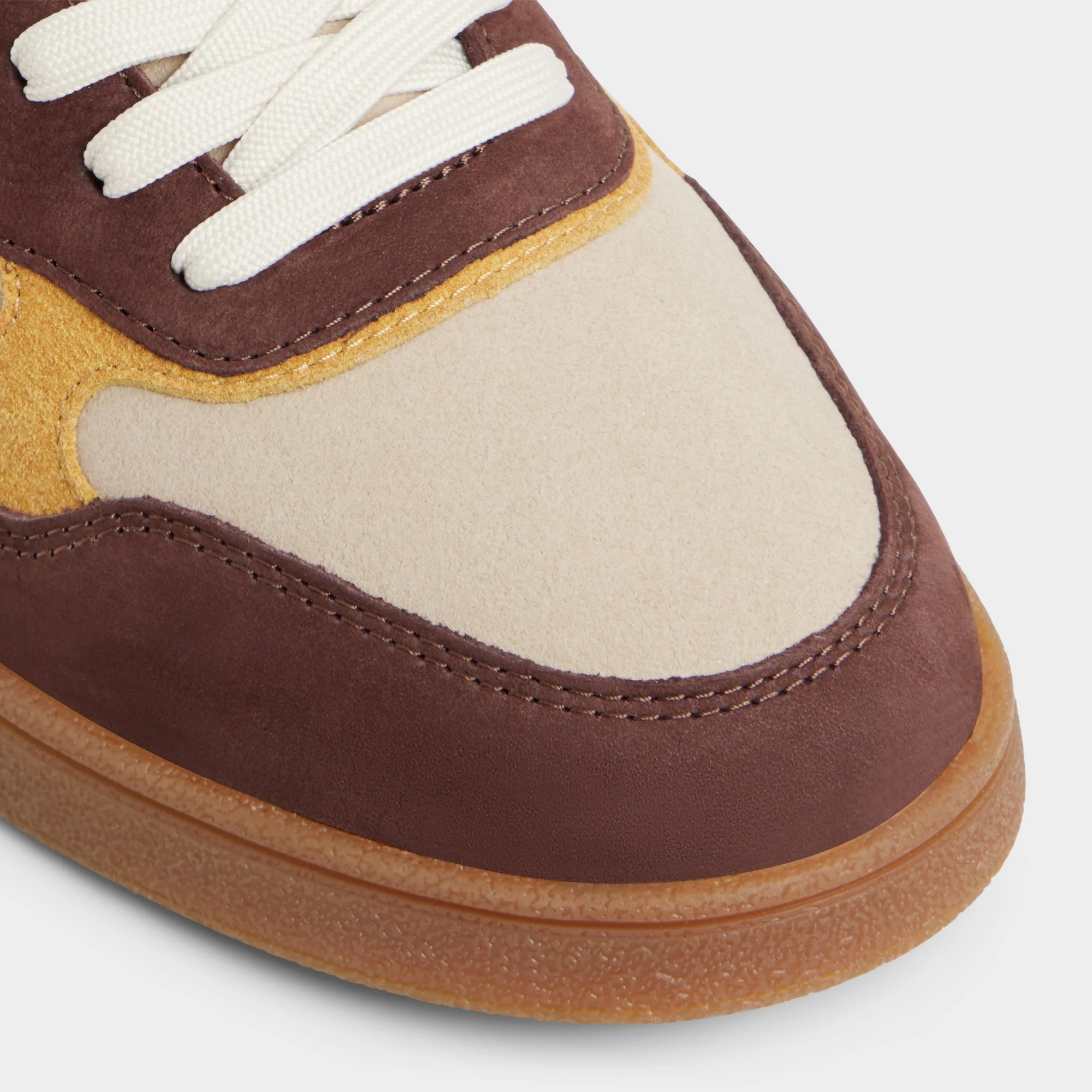 Curtis - Image 5