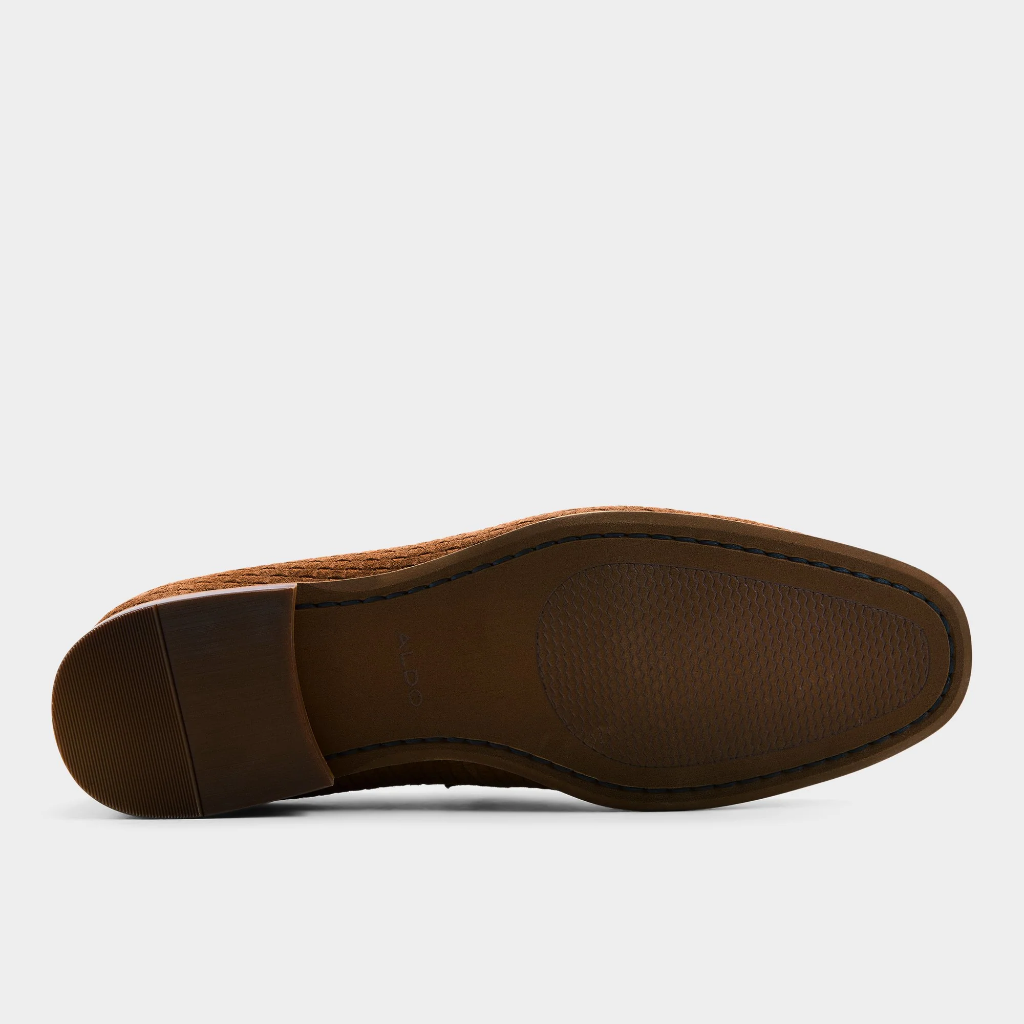 Giles - Image 7