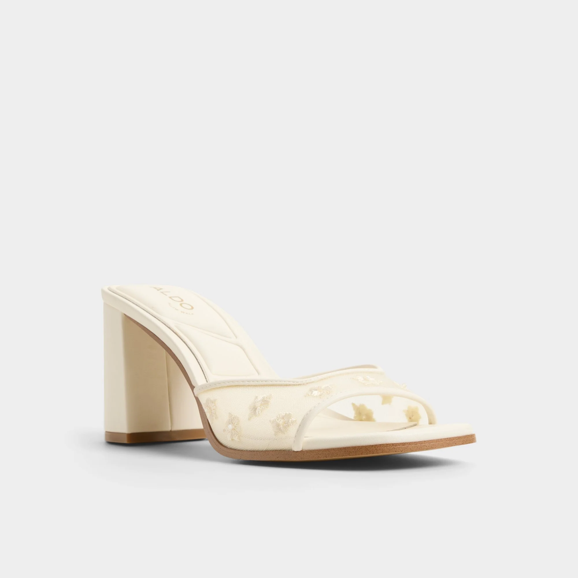 Lisarae - Image 4