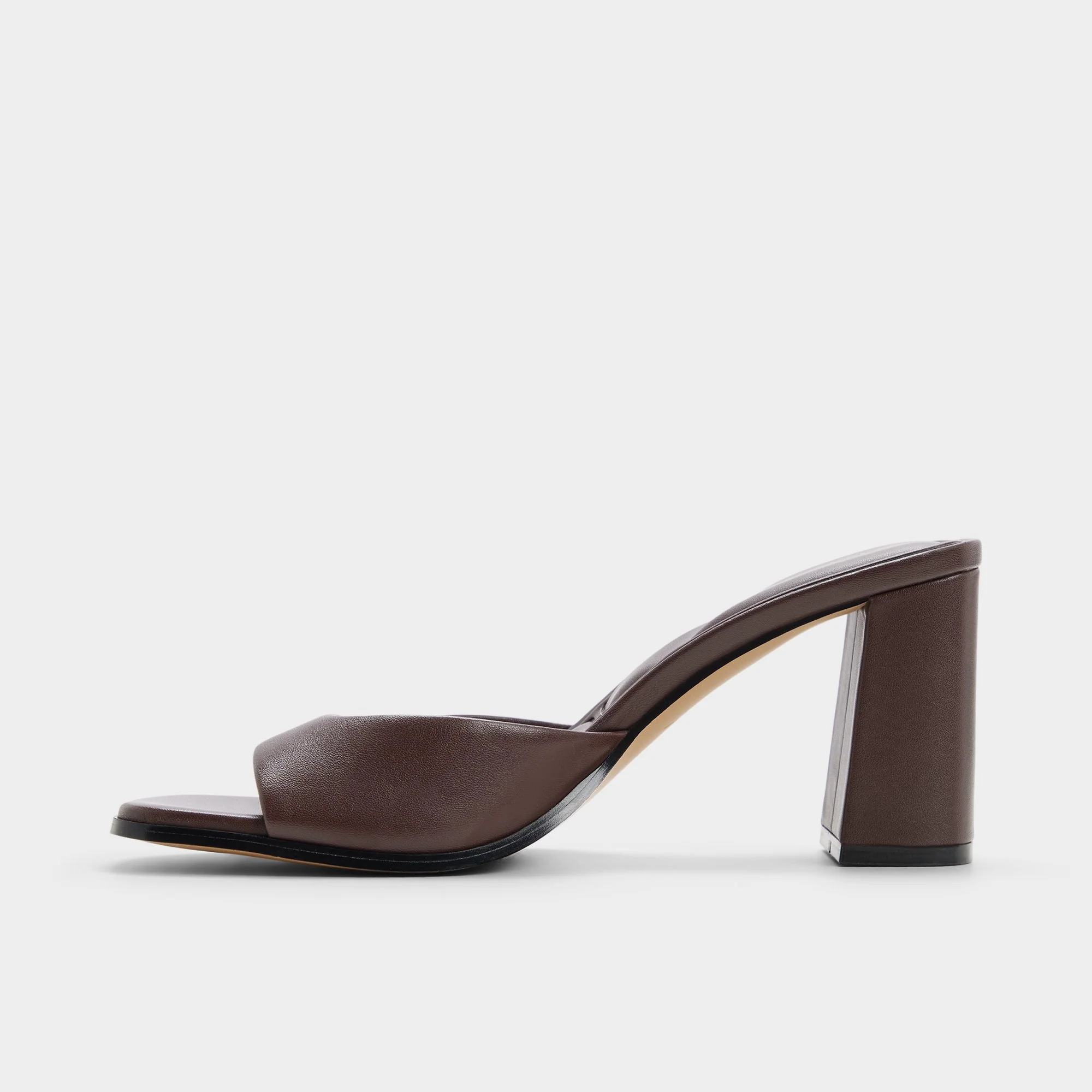 Lisia - Image 3