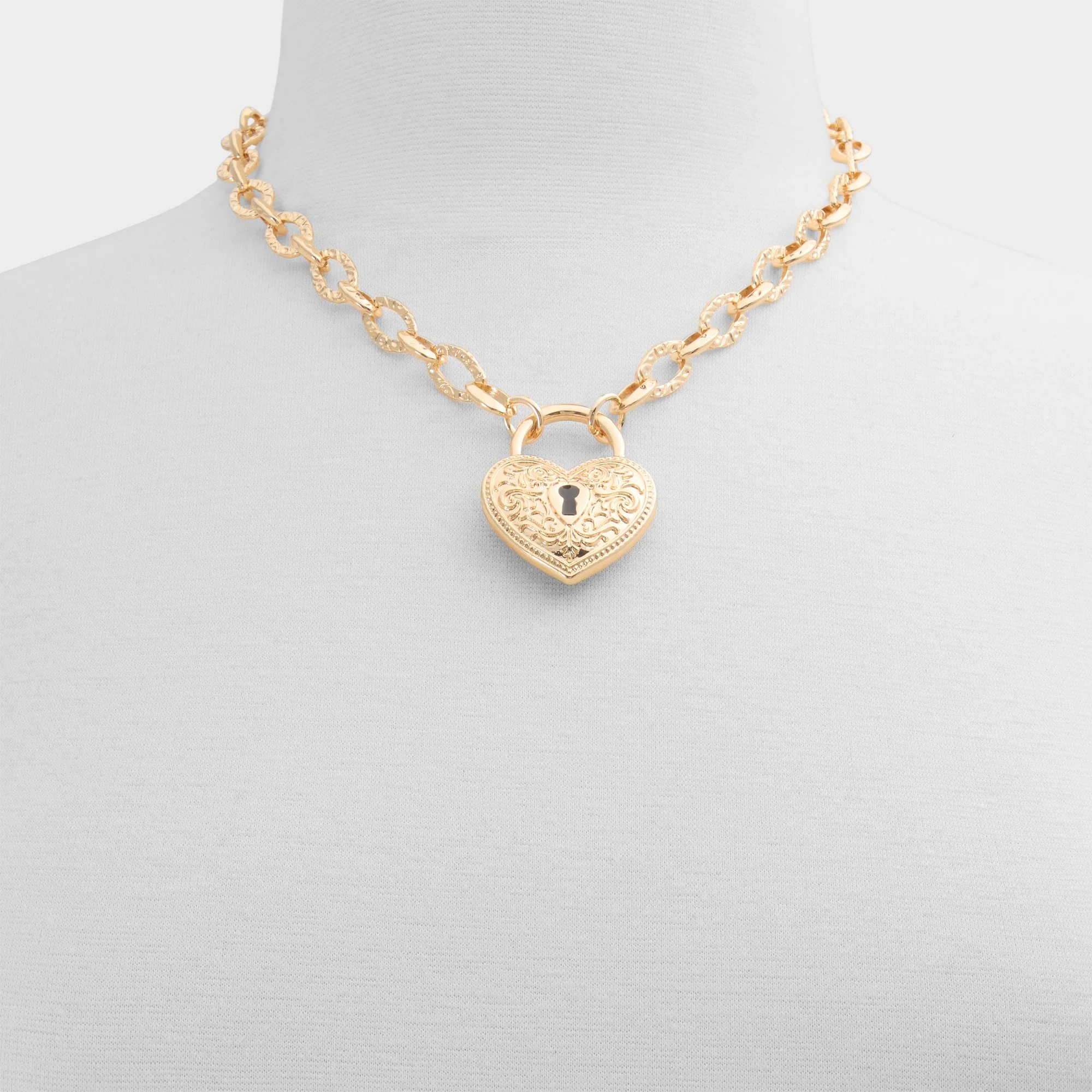 Luvella - Image 2