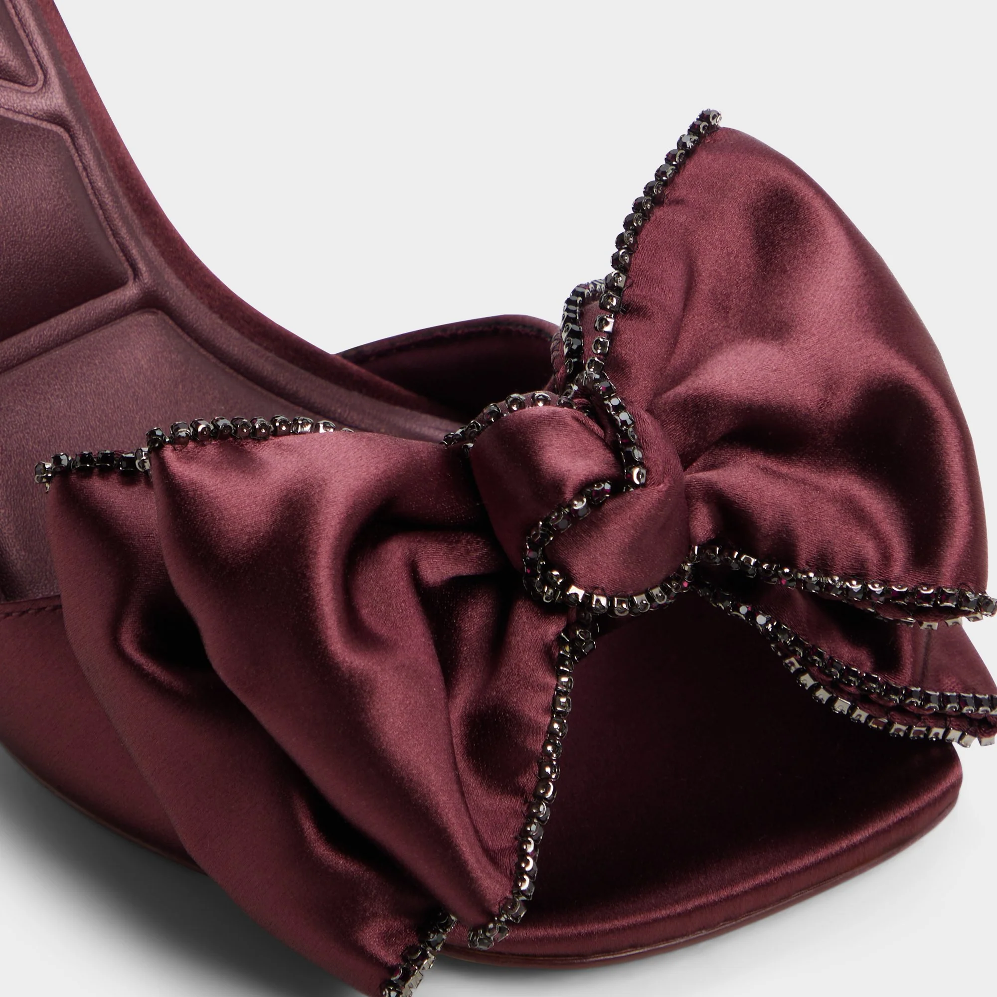 Tinsel - Image 7